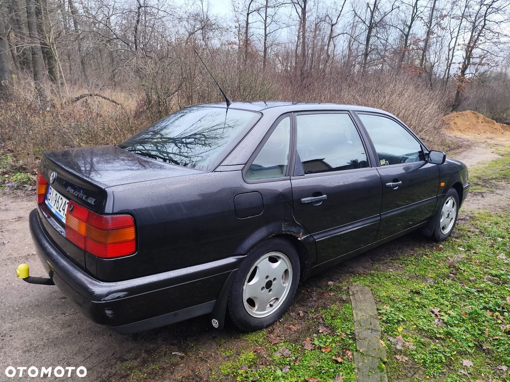 Volkswagen Passat 1.9 TD CL - 3