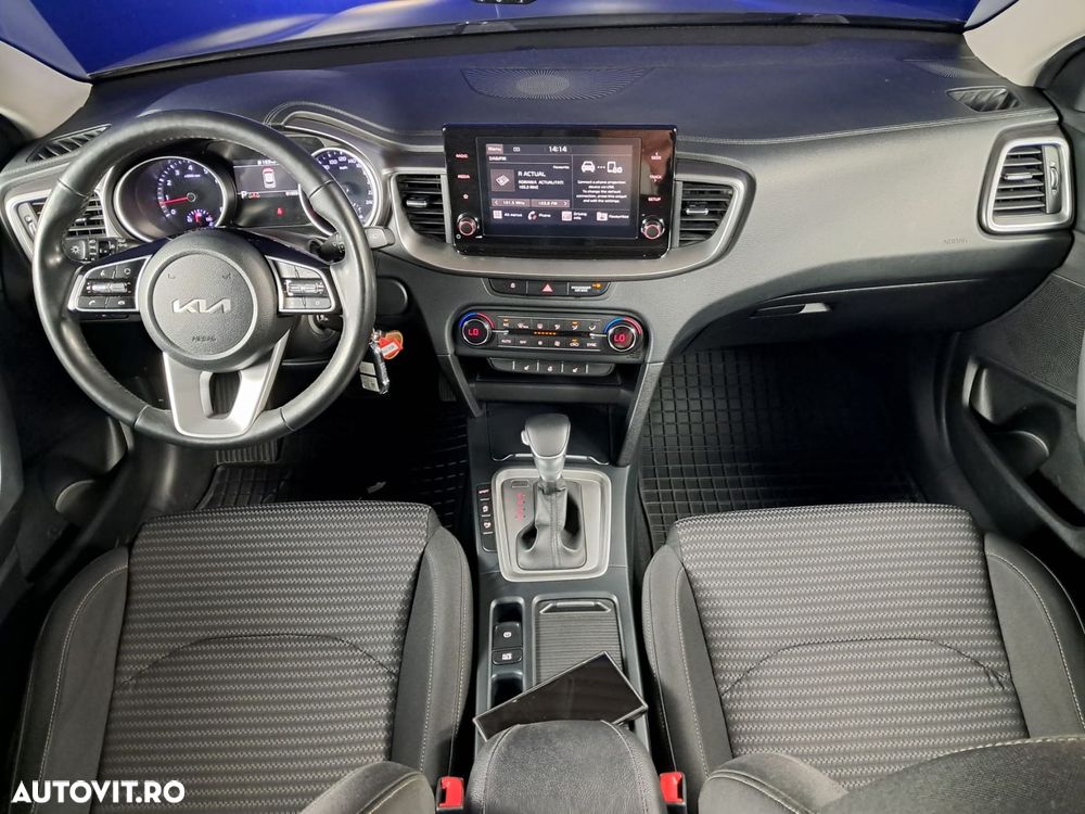 Kia XCeed - 12