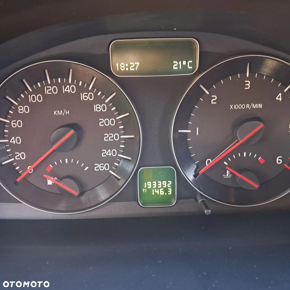 Volvo C30 D2 DRIVe Momentum - 8