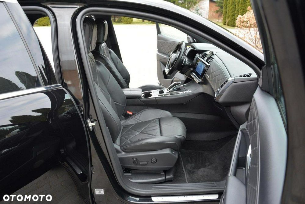 DS Automobiles DS 7 Crossback - 17