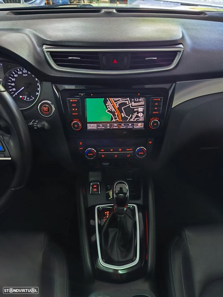 Nissan Qashqai 1.5 dCi Q-Line DCT - 24