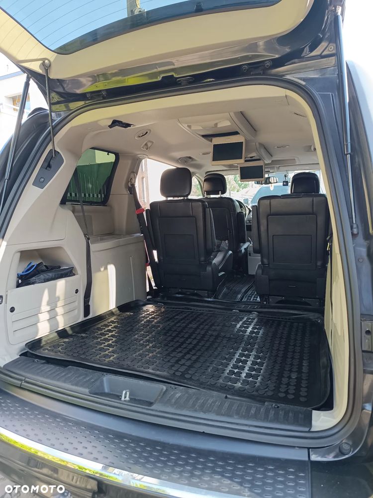 Chrysler Town & Country 3.6 Touring - 9