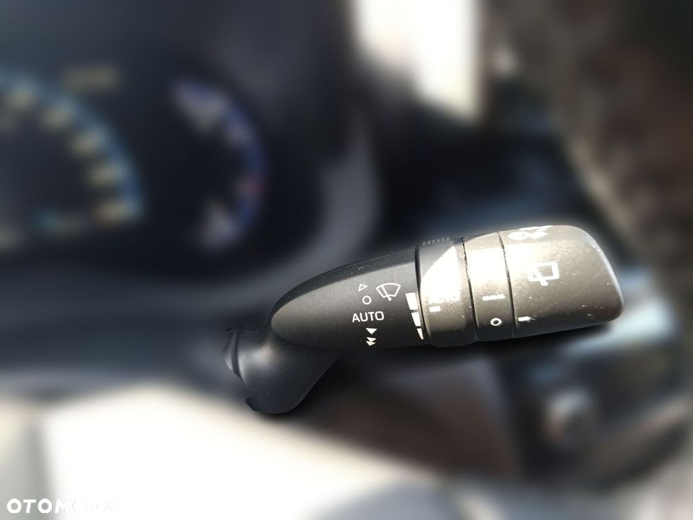 Toyota Yaris Cross Hybrid 1.5 Comfort - 31