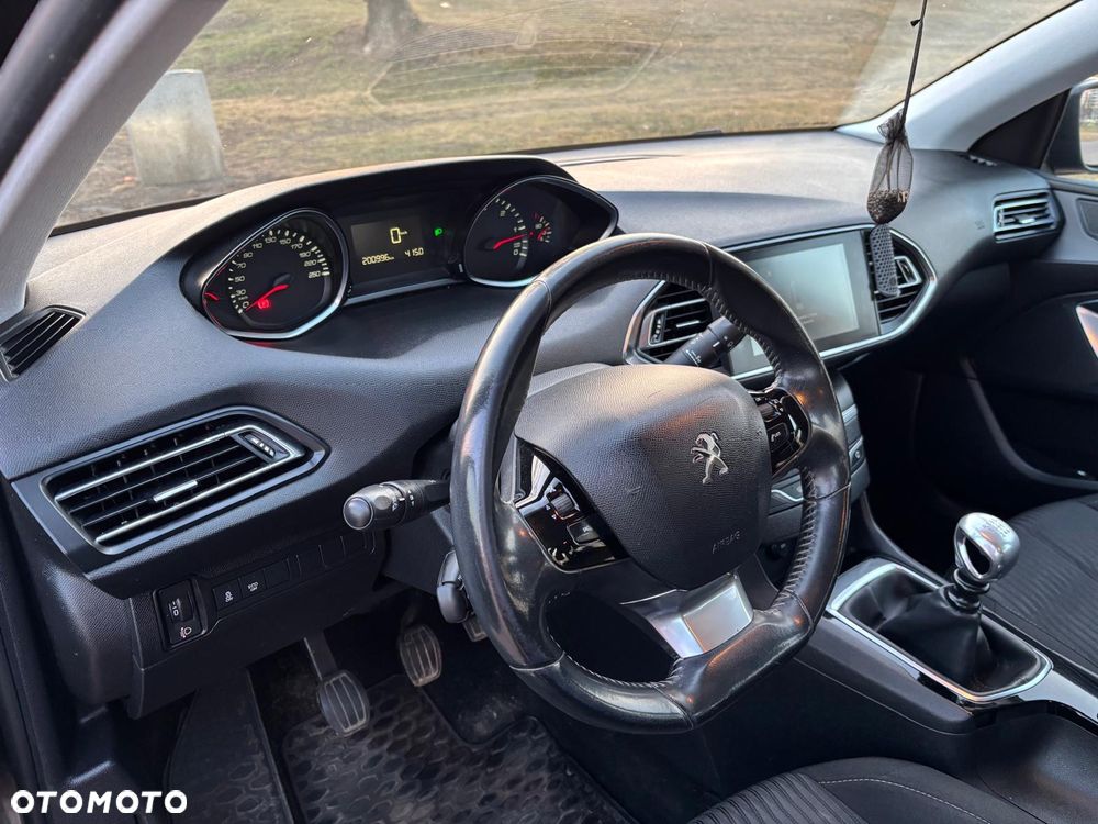 Peugeot 308 BlueHDi 120 Stop & Start Allure - 9