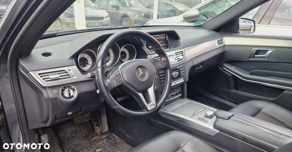 Mercedes-Benz Klasa E - 15