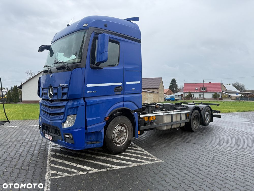 Mercedes-Benz Actros 2543 BDF - 1