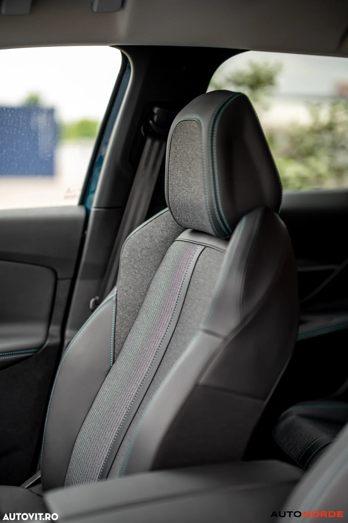 Peugeot 3008 Plug-In Hybrid 225 e-EAT8 Allure Pack - 30