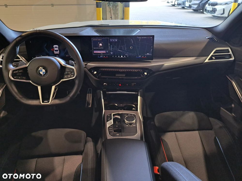 BMW Seria 3 320i M Sport - 13