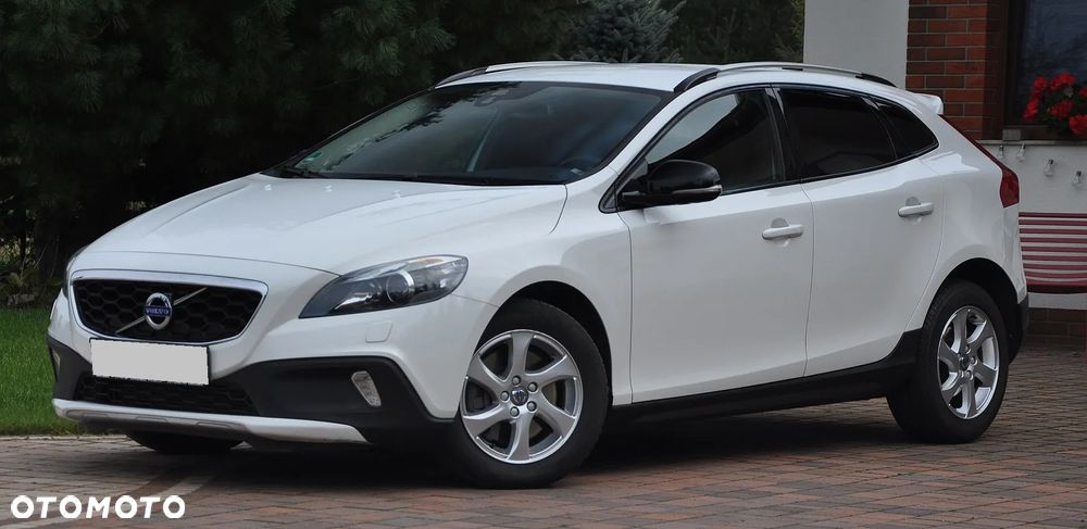 Volvo V40 Cross Country - 3