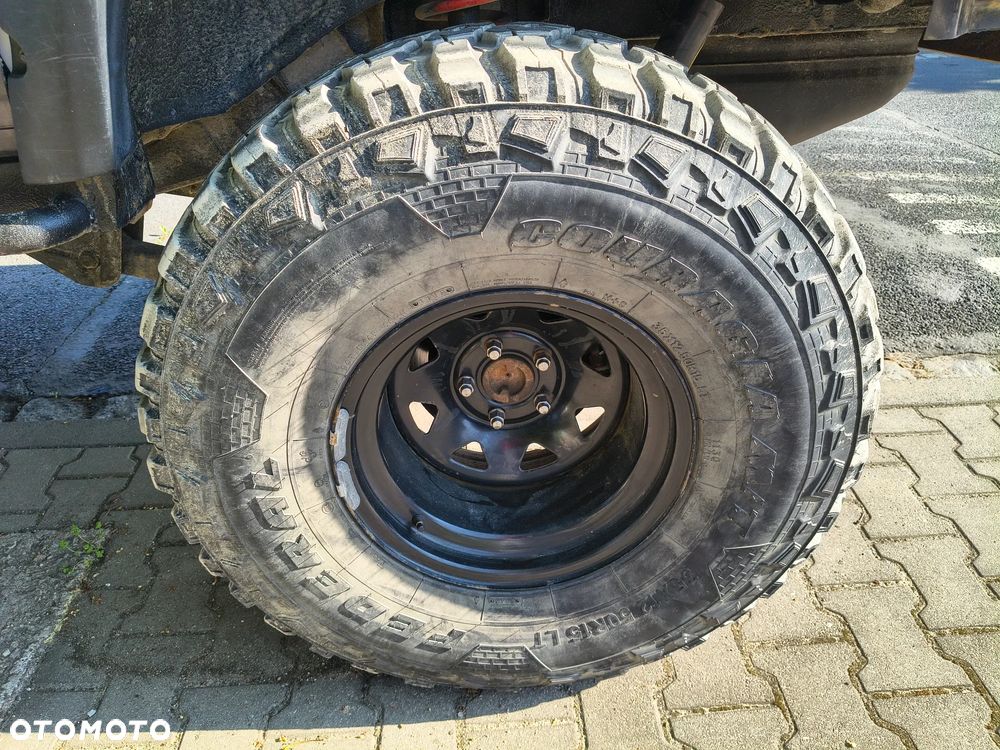 Jeep Grand Cherokee - 15