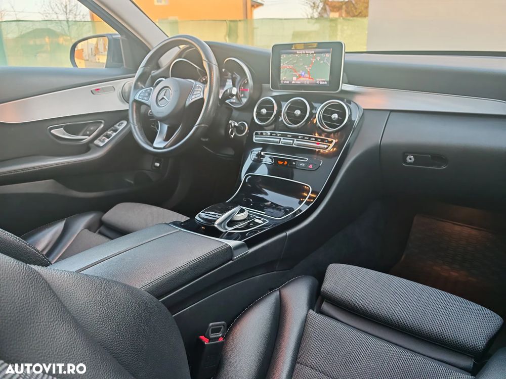 Mercedes-Benz C - 5