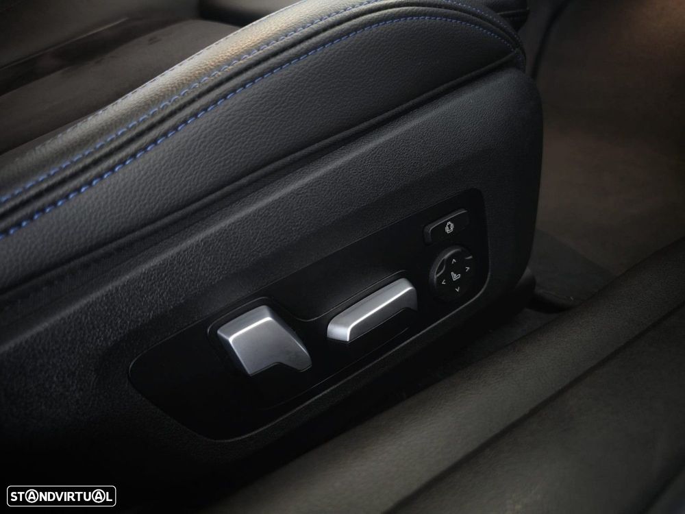 BMW M440 M440i xDrive - 24