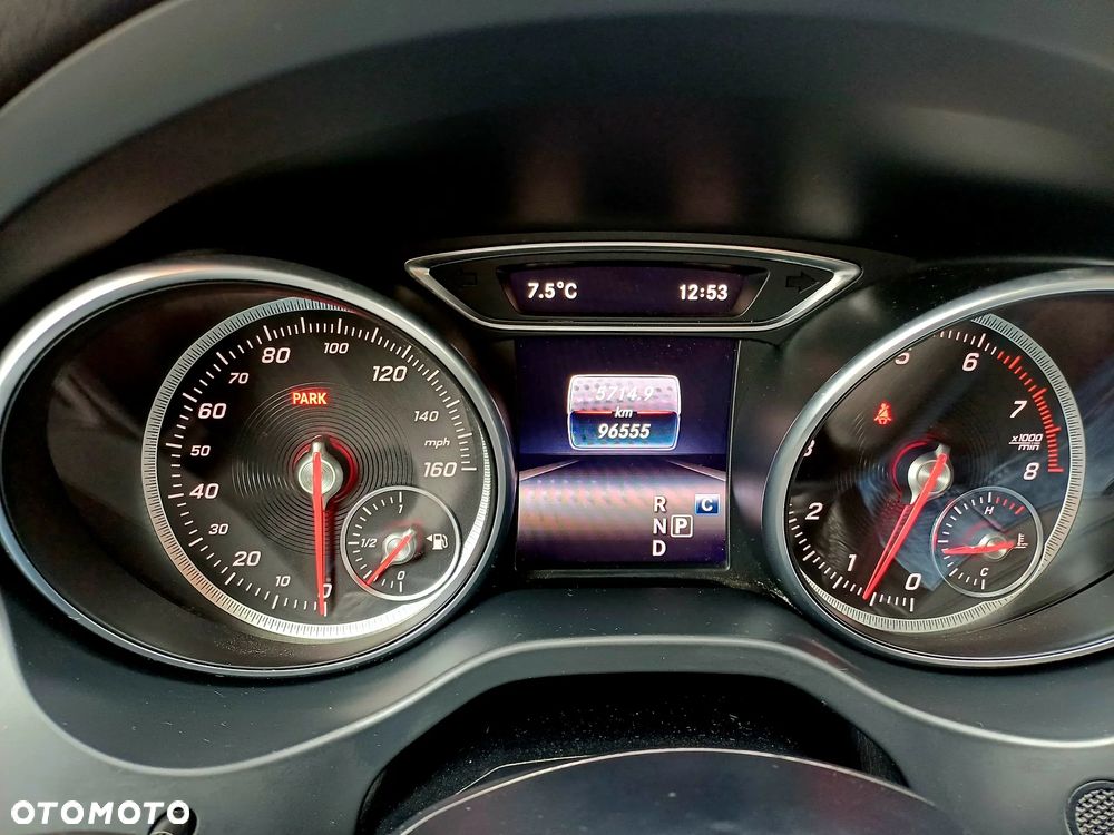 Mercedes-Benz CLA 250 4-Matic - 21