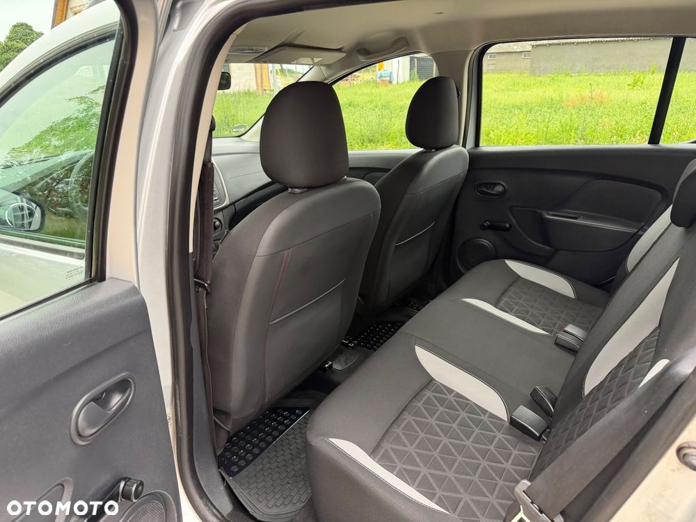 Dacia Sandero Stepway TCe 90 Prestige - 21