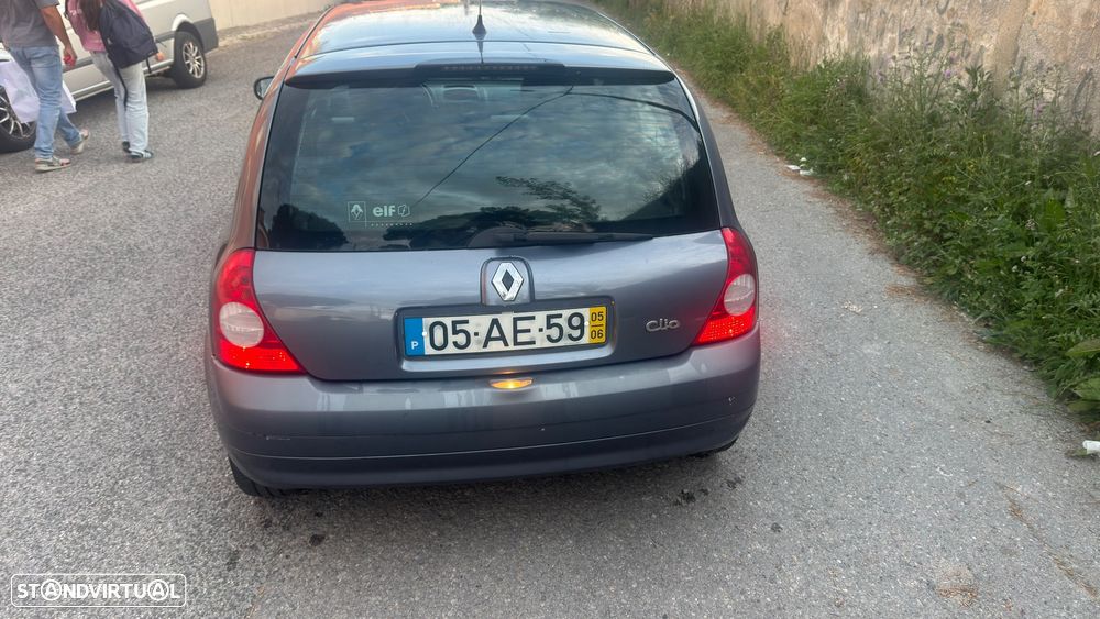 Renault Clio 1.2 16V Dynamique - 4