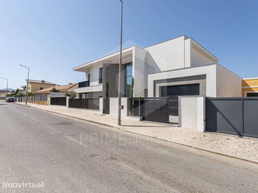 Moradia T5 com piscina no Choilo em Azeitão - Grande imagem: 4/60