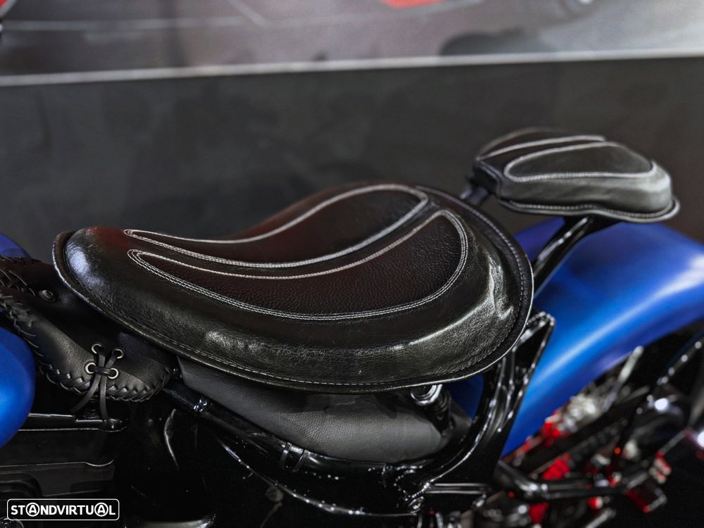Harley-Davidson Softail Cross-Bones Edição limitada 16-200 - 7