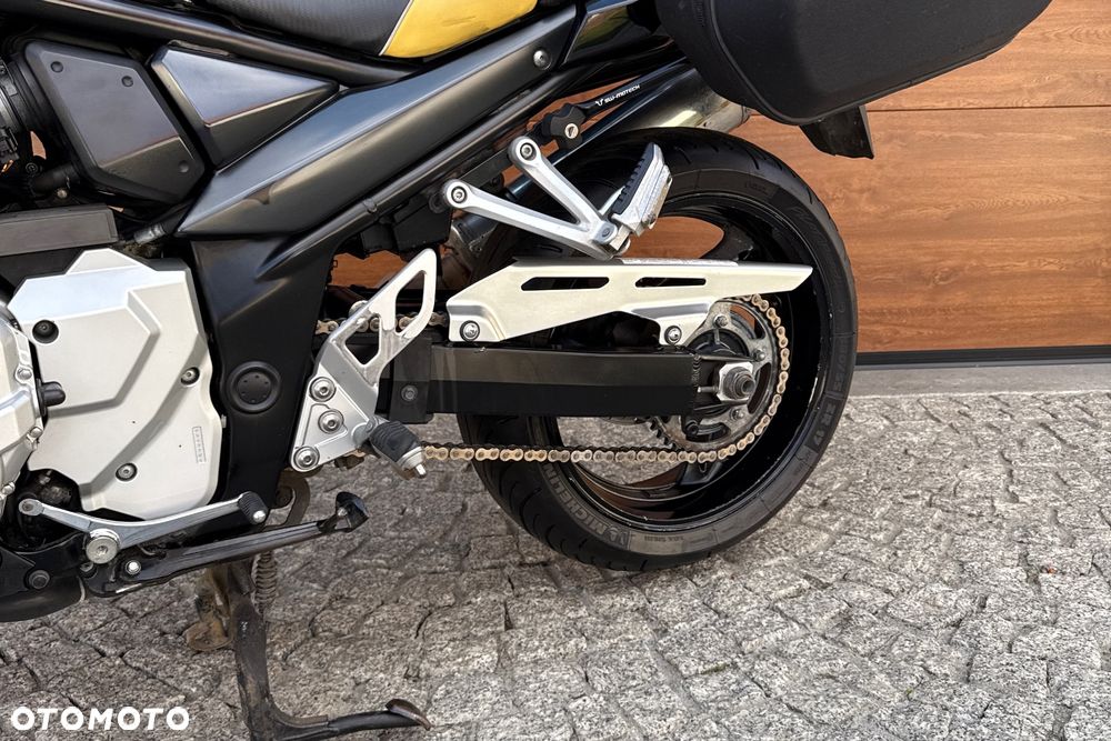 Suzuki Bandit - 23