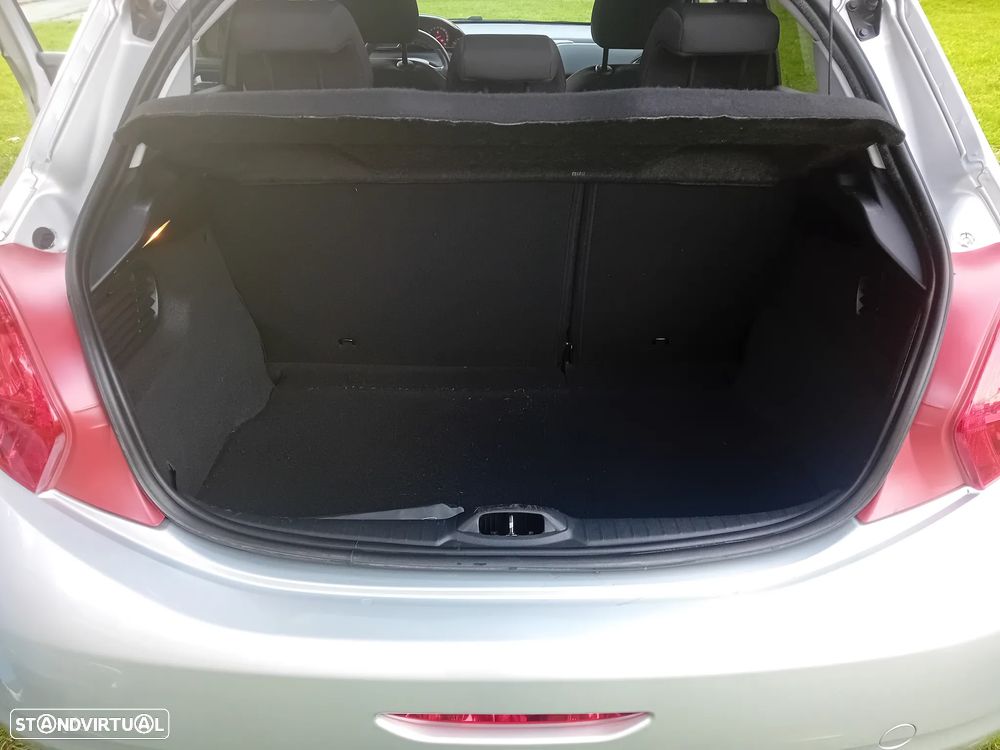 Peugeot 208 1.4 HDi Active - 20