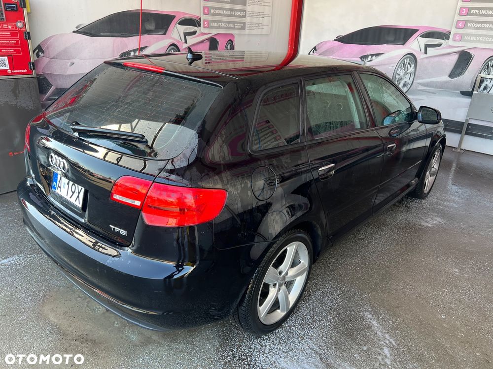 Audi A3 Sportback - 12