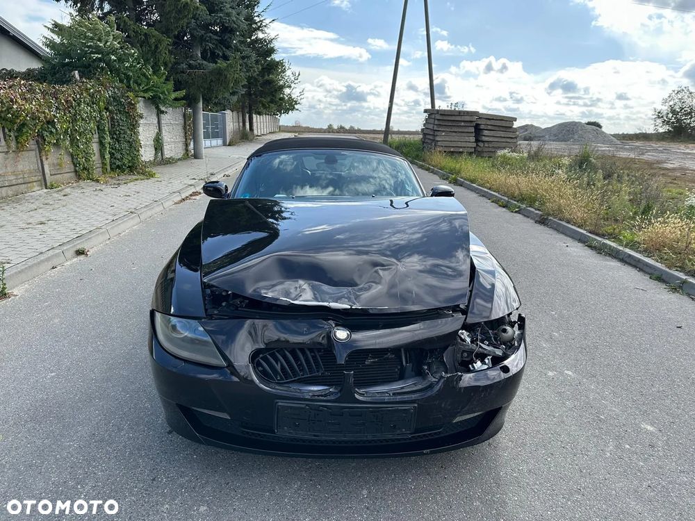 BMW Z4 2.5i - 10