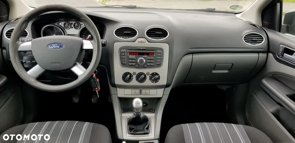Ford Focus 1.6 TDCi DPF Titanium - 17