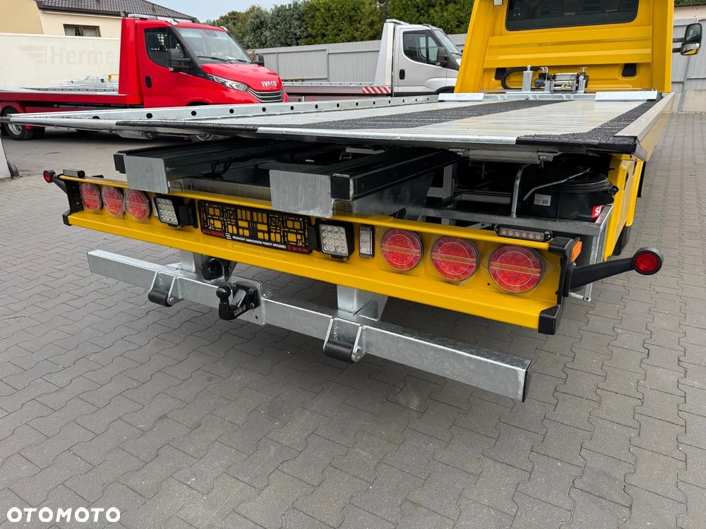 Iveco 70C18 - 15