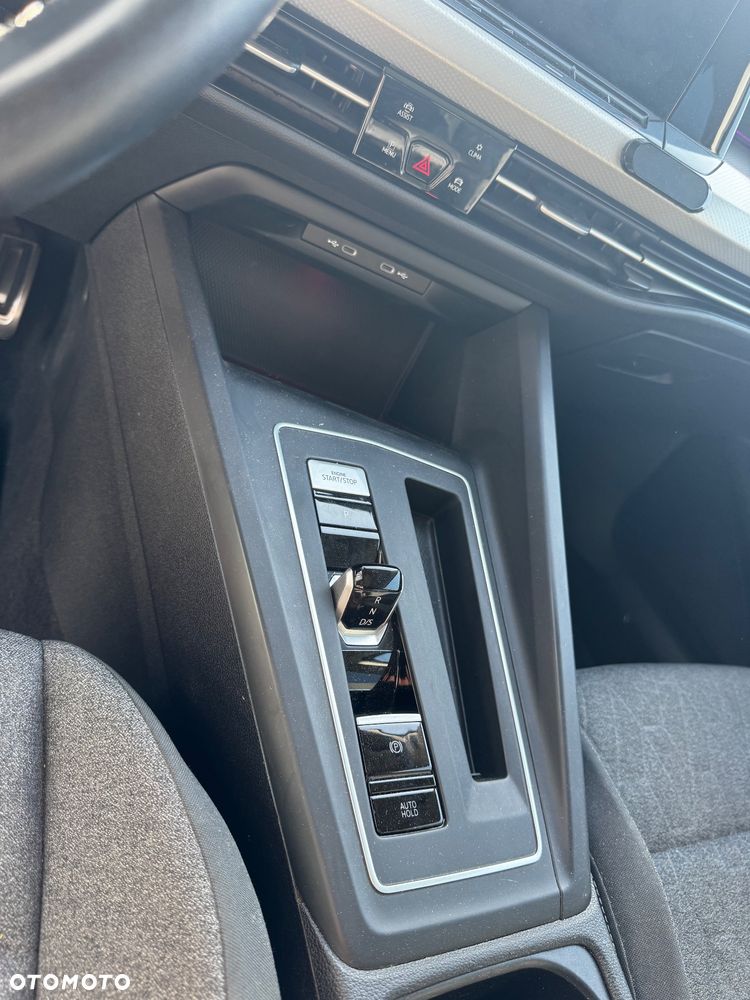 Volkswagen Golf 2.0 TDI SCR DSG Move - 17