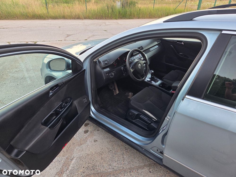 Volkswagen Passat 2.0 TDI DPF Comfortline DSG - 26