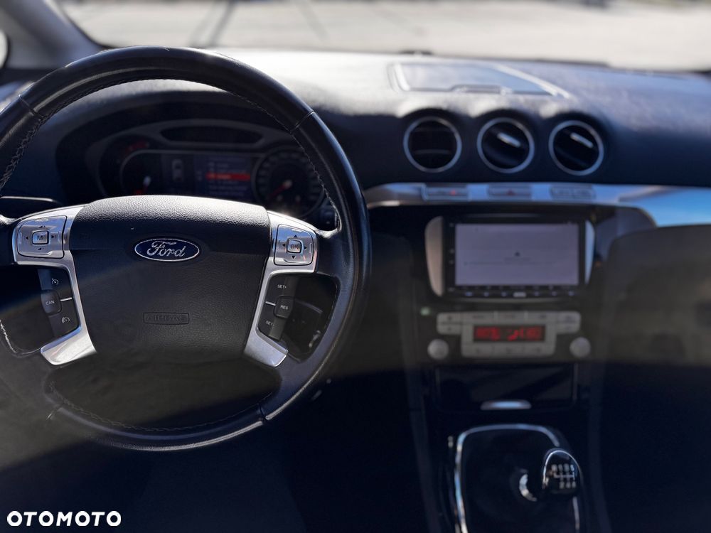 Ford S-Max 2.0 TDCi DPF Champions Edition - 10