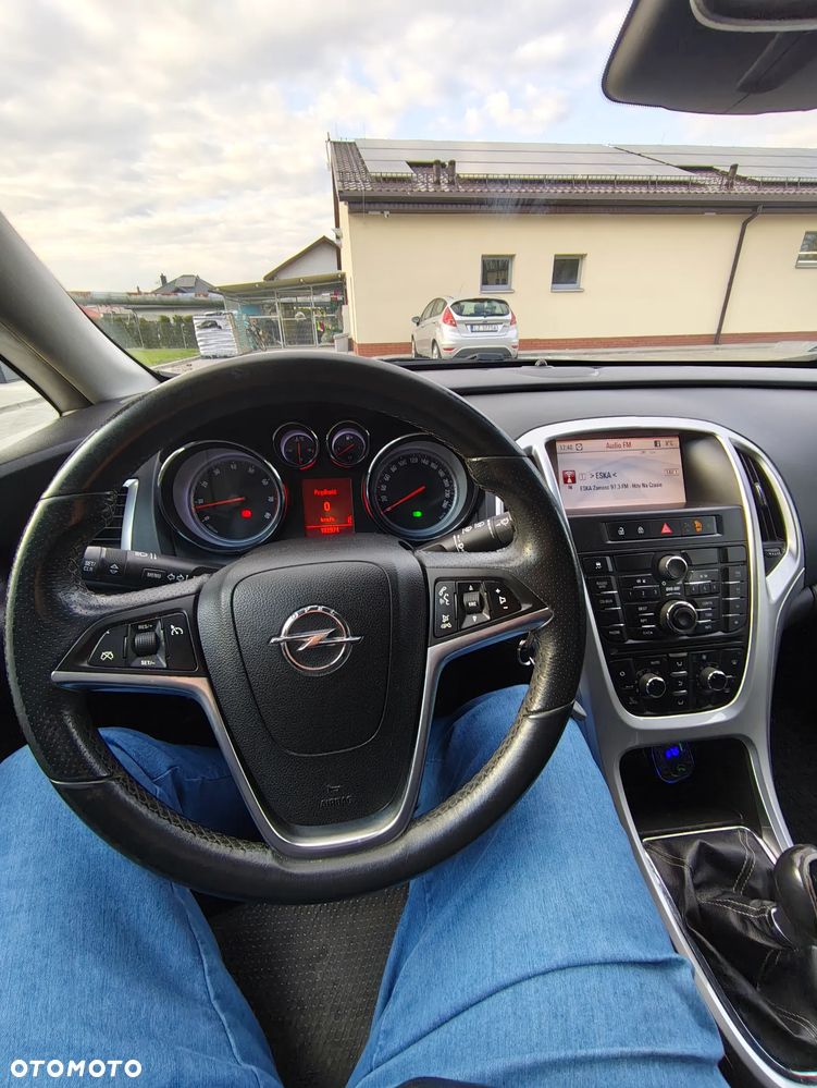 Opel Astra 1.6 T Sport - 13