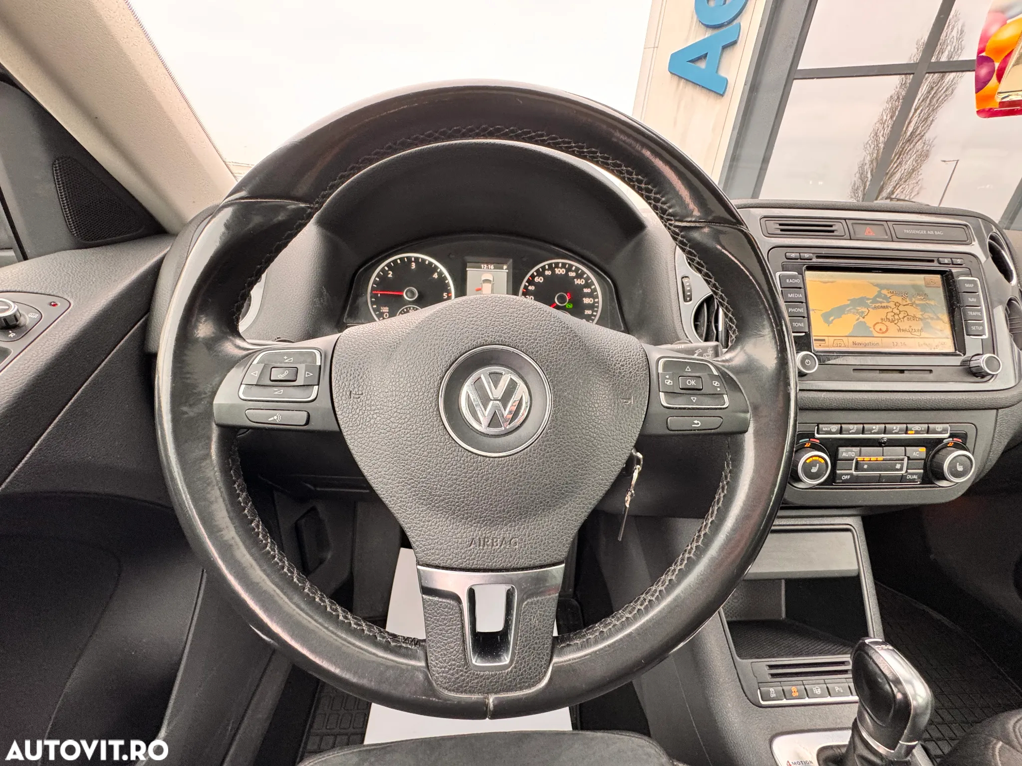Volkswagen Tiguan - 22