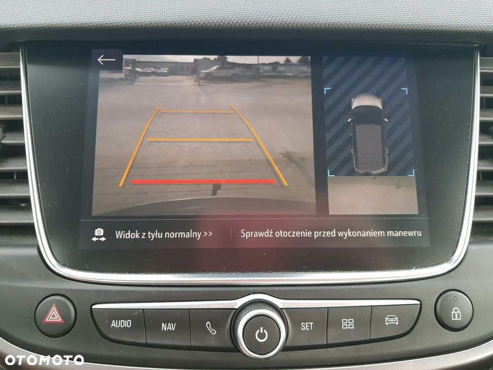 Opel Crossland X - 21