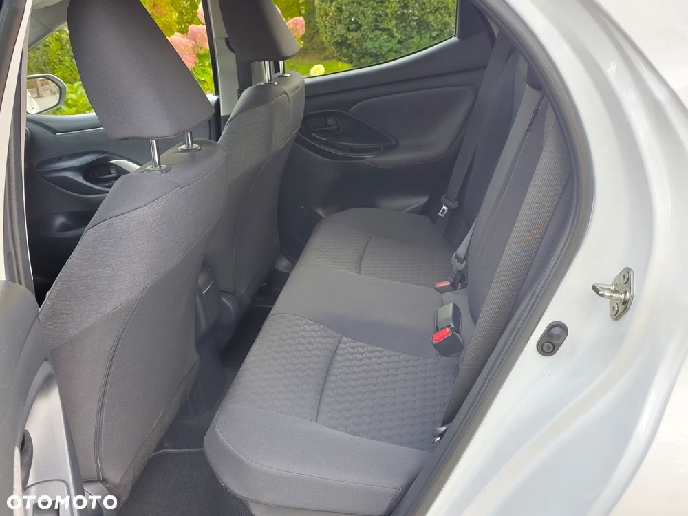 Toyota Yaris Hybrid 100 Premium EU6 - 27