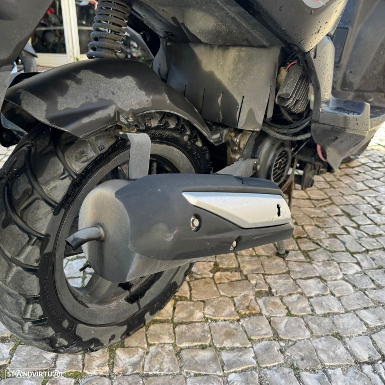 Sym FIDDLE CROX 50 - 21