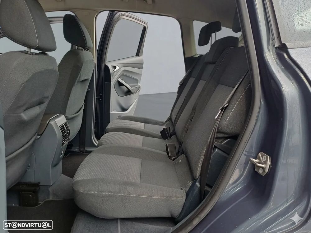 Ford C-Max 1.6 TDCi S&S Titanium - 35