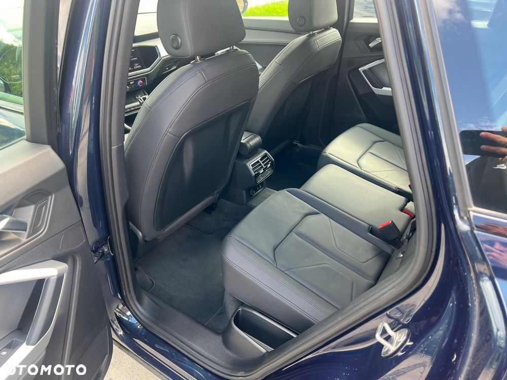 Audi Q3 2.0 TDI Sport S tronic - 28