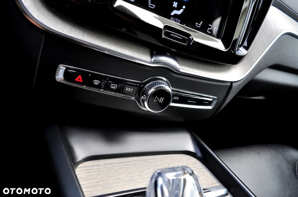 Volvo XC 60 B4 D Geartronic Inscription - 29