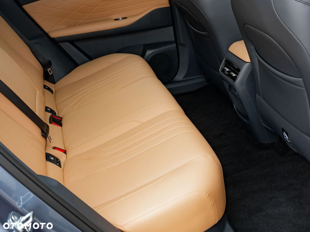 Geely Starray - 17