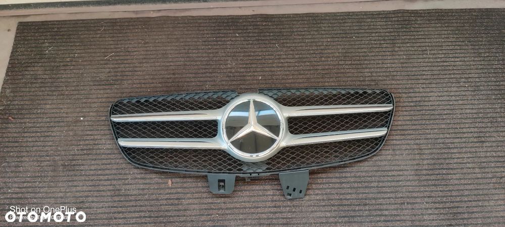 Mercedes Vito W447 Lift Grill Atrapa - 1