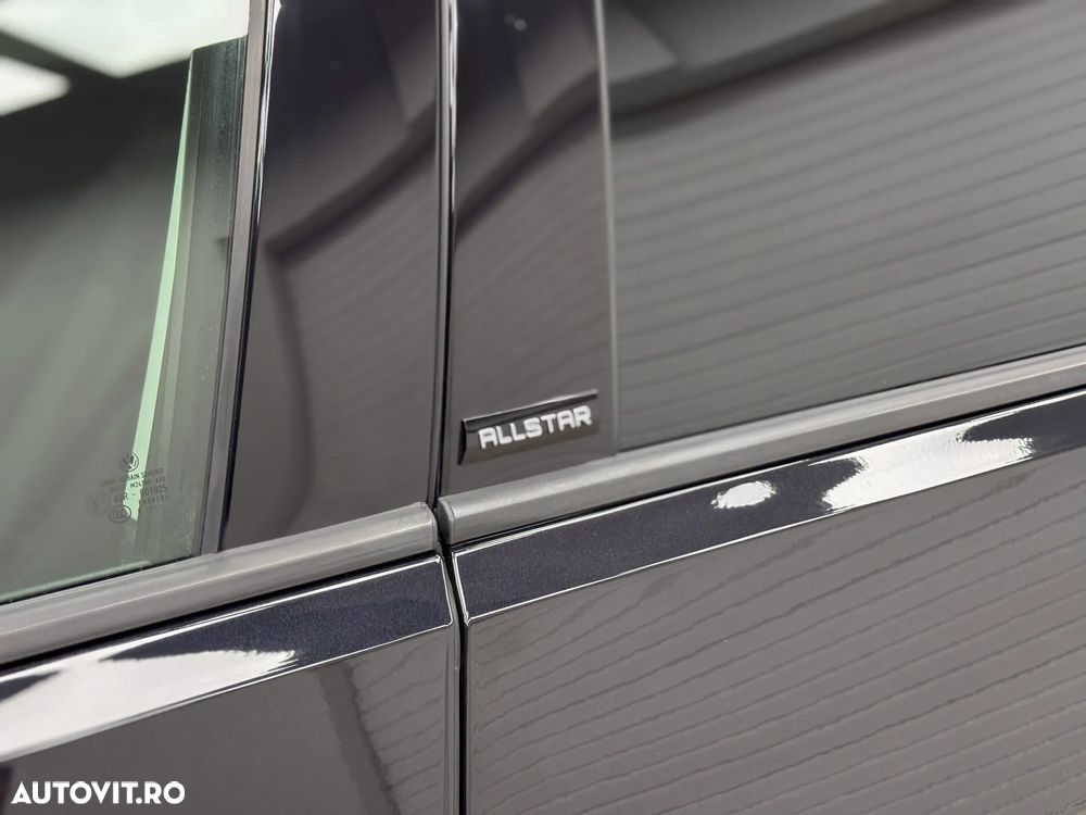 Volkswagen Golf 1.6 TDI BlueMotion Technology Allstar - 14