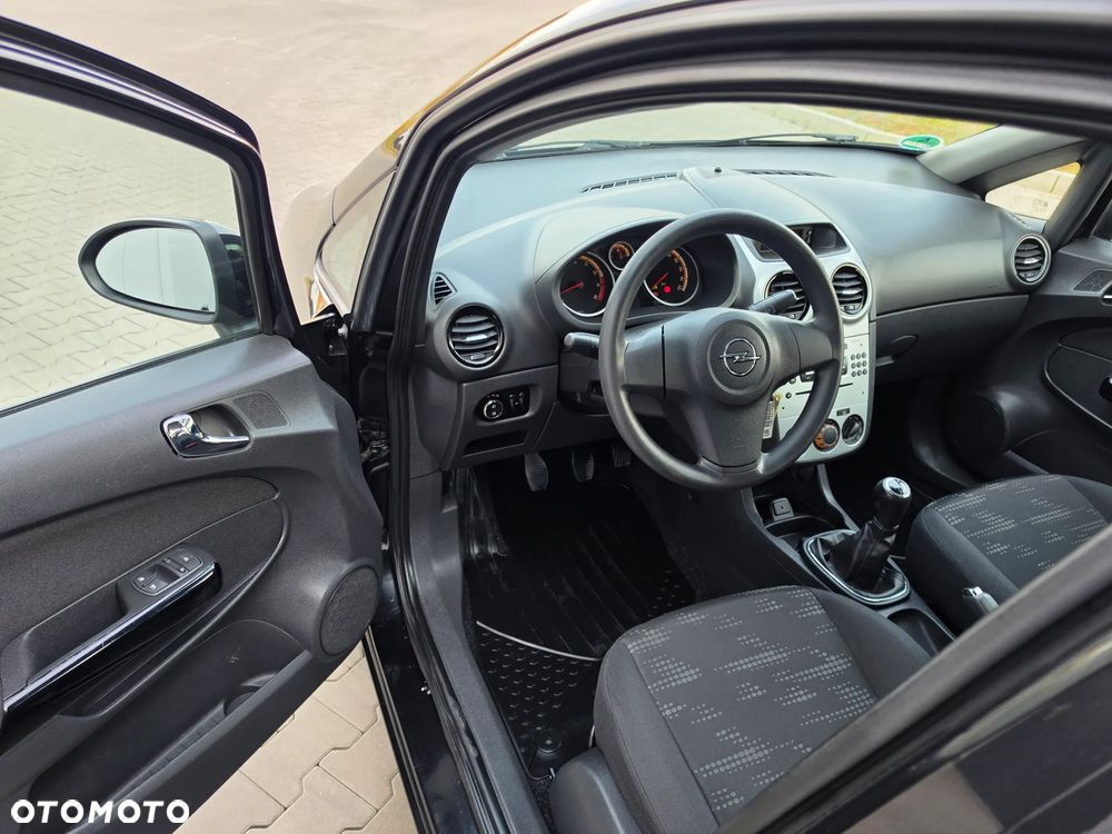 Opel Corsa - 8