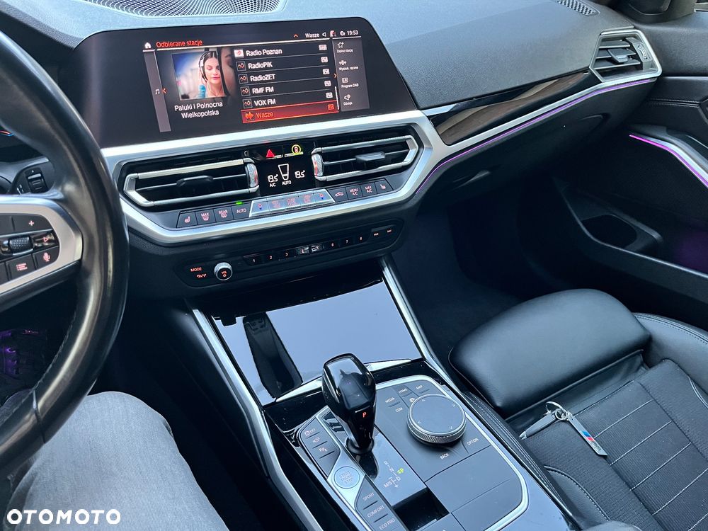 BMW Seria 3 318d MHEV Sport Line - 22