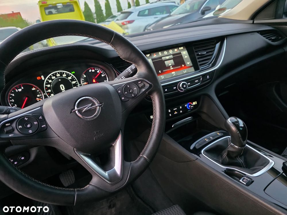 Opel Insignia 2.0 CDTI 4x4 ecoFLEX Start/Stop Business Innovation - 25