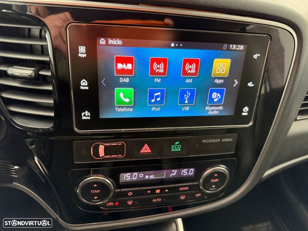 Mitsubishi Outlander 2.0 Instyle Navi - 11