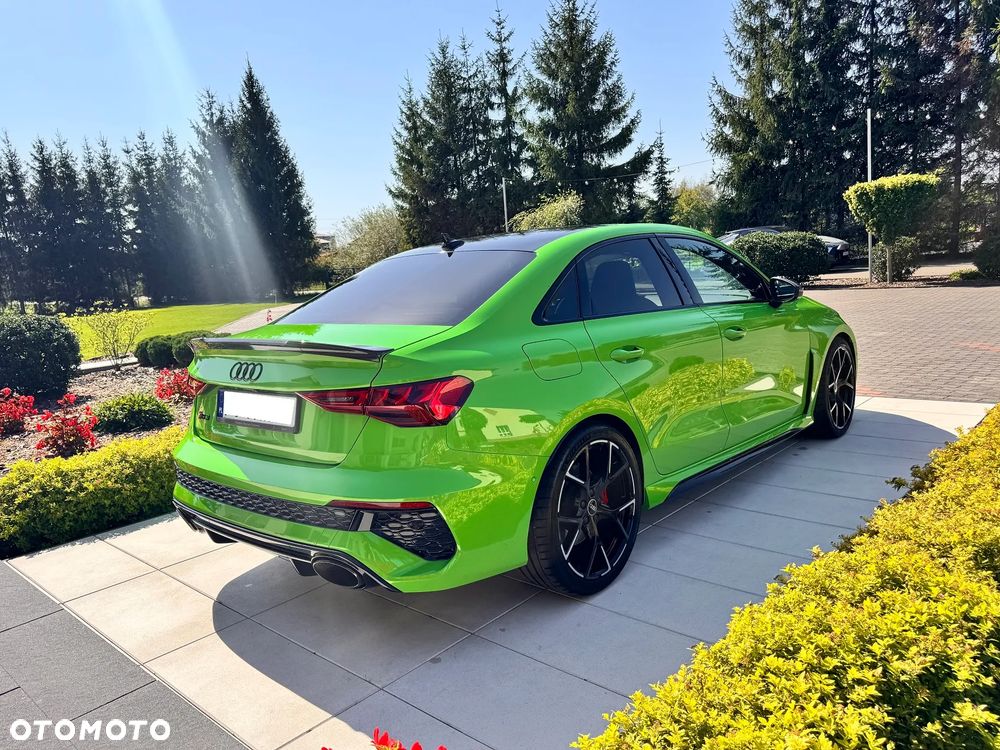 Audi RS3 Limousine - 4
