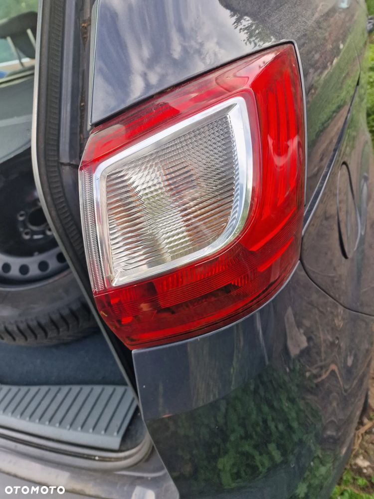 Lampa prawy  tył  ford  grand  c-max  mk2 - 1