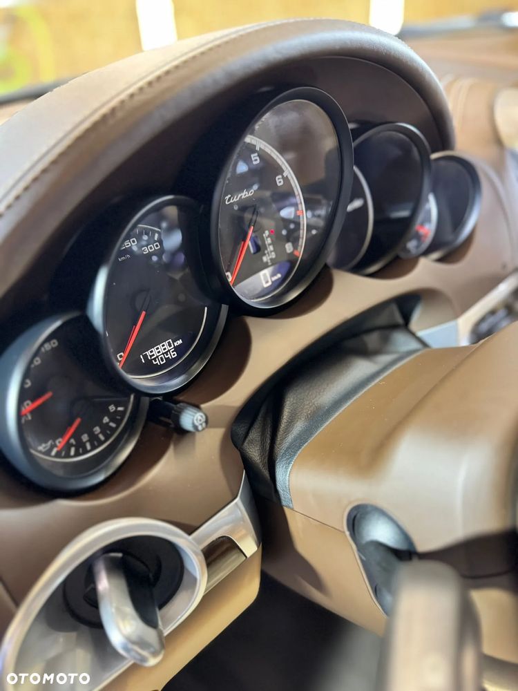 Porsche Cayenne - 14