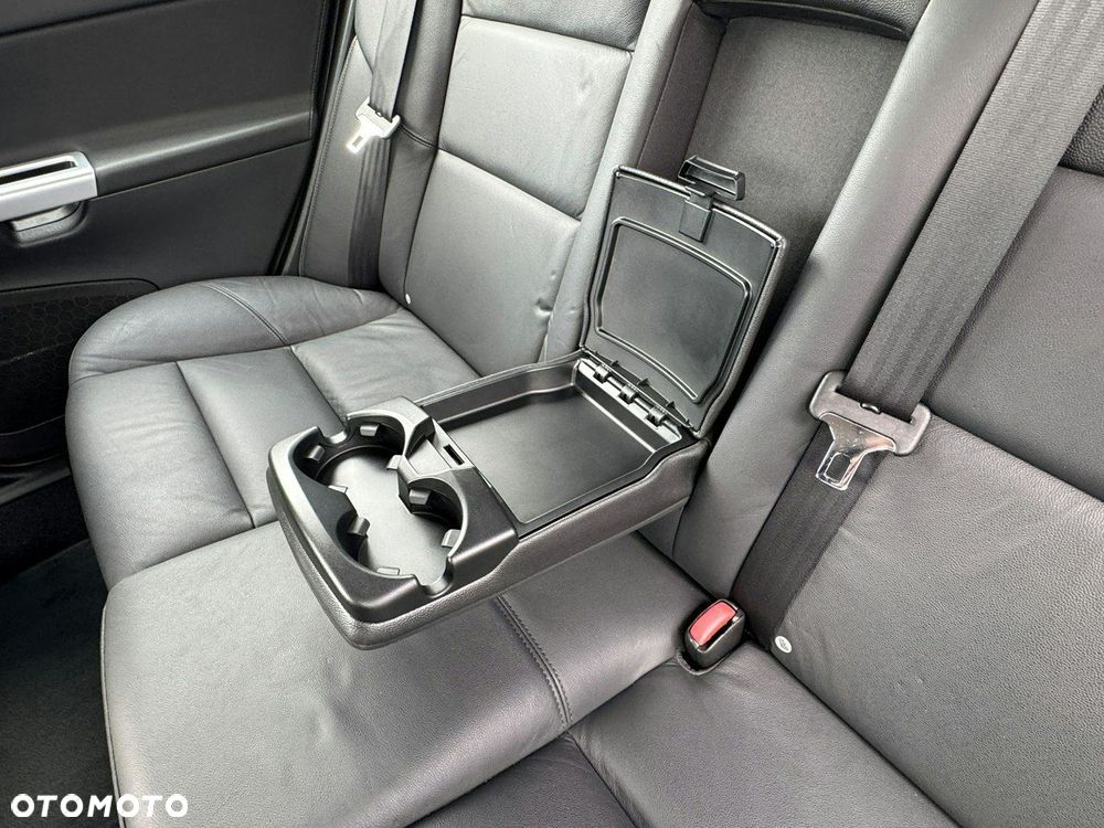 Volvo V50 DPF D3 Summum - 25