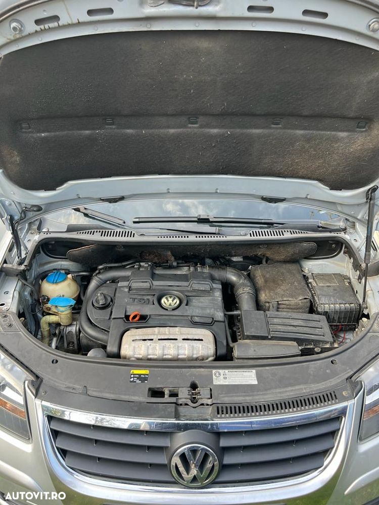 Volkswagen Touran 1.4 TSI Freestyle - 8